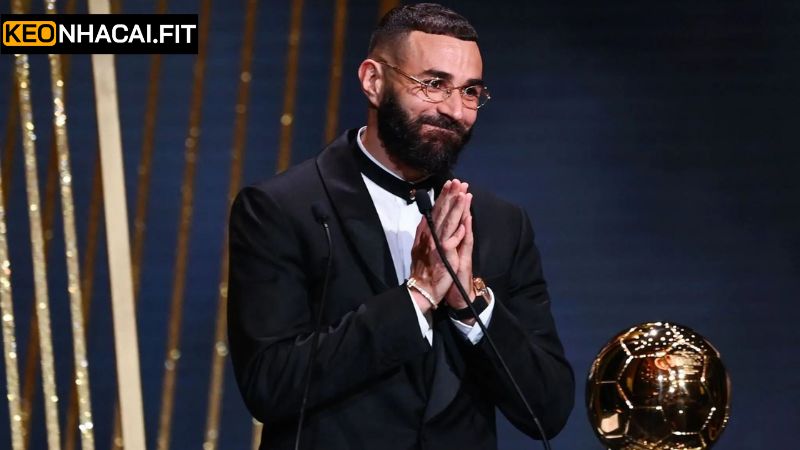 Quả Bóng Vàng 2022 - Cập Nhật Danh Sách Cầu Thủ Tài Ba 3 Karim Benzema - Cầu thủ nhận quả bóng vàng