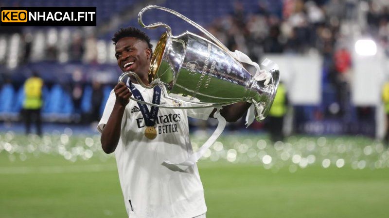 Vinicius Jr Là Ai? Tài Năng Trẻ Nhiều Thành Tích Nổi Trội 3 Vinicius Jr là ai và sự nghiệp của cầu thủ nổi tiếng tài năng